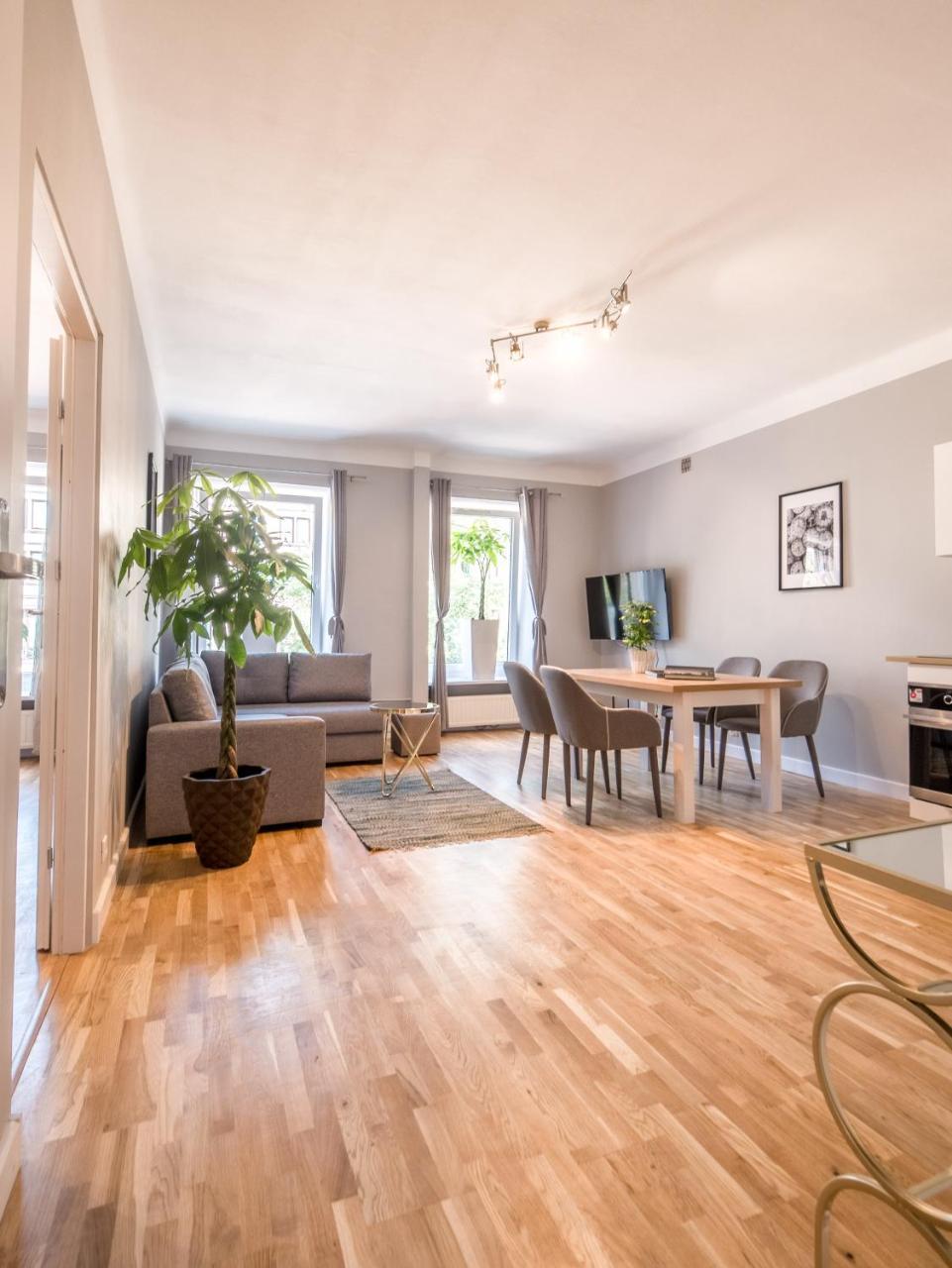White Residence 4Rooms - City Center Warschau Buitenkant foto