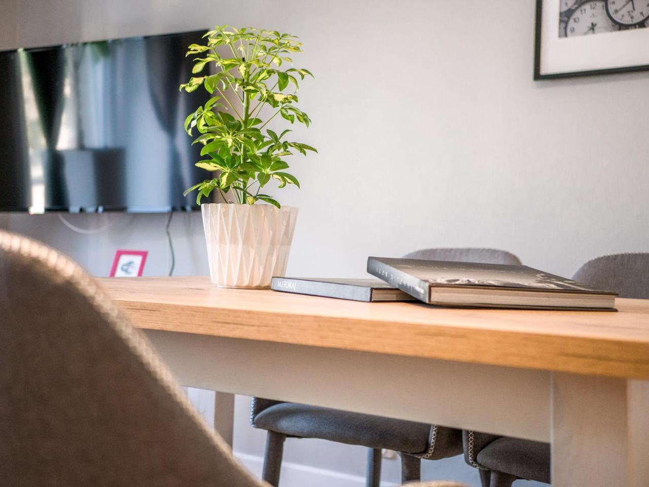 White Residence 4Rooms - City Center Warschau Buitenkant foto