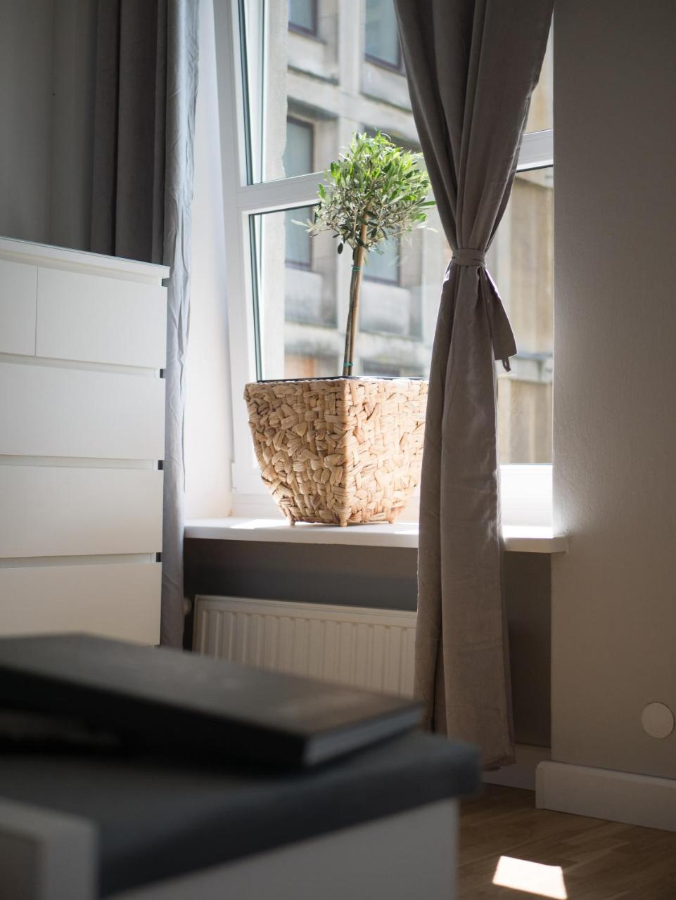 White Residence 4Rooms - City Center Warschau Buitenkant foto